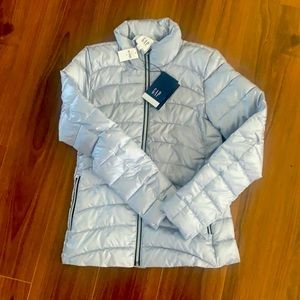 Gap puffy jacket